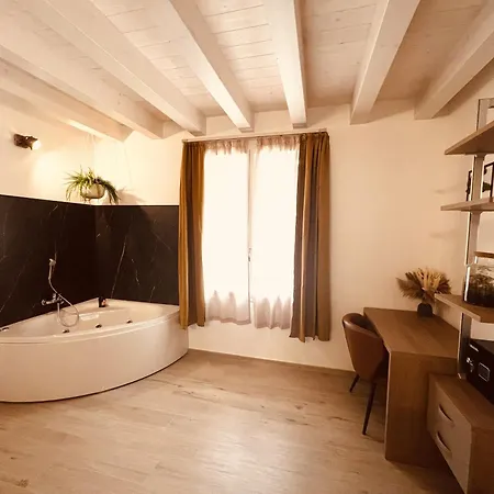 5 Terre Hub Suite 1 La Spezia Exterior photo