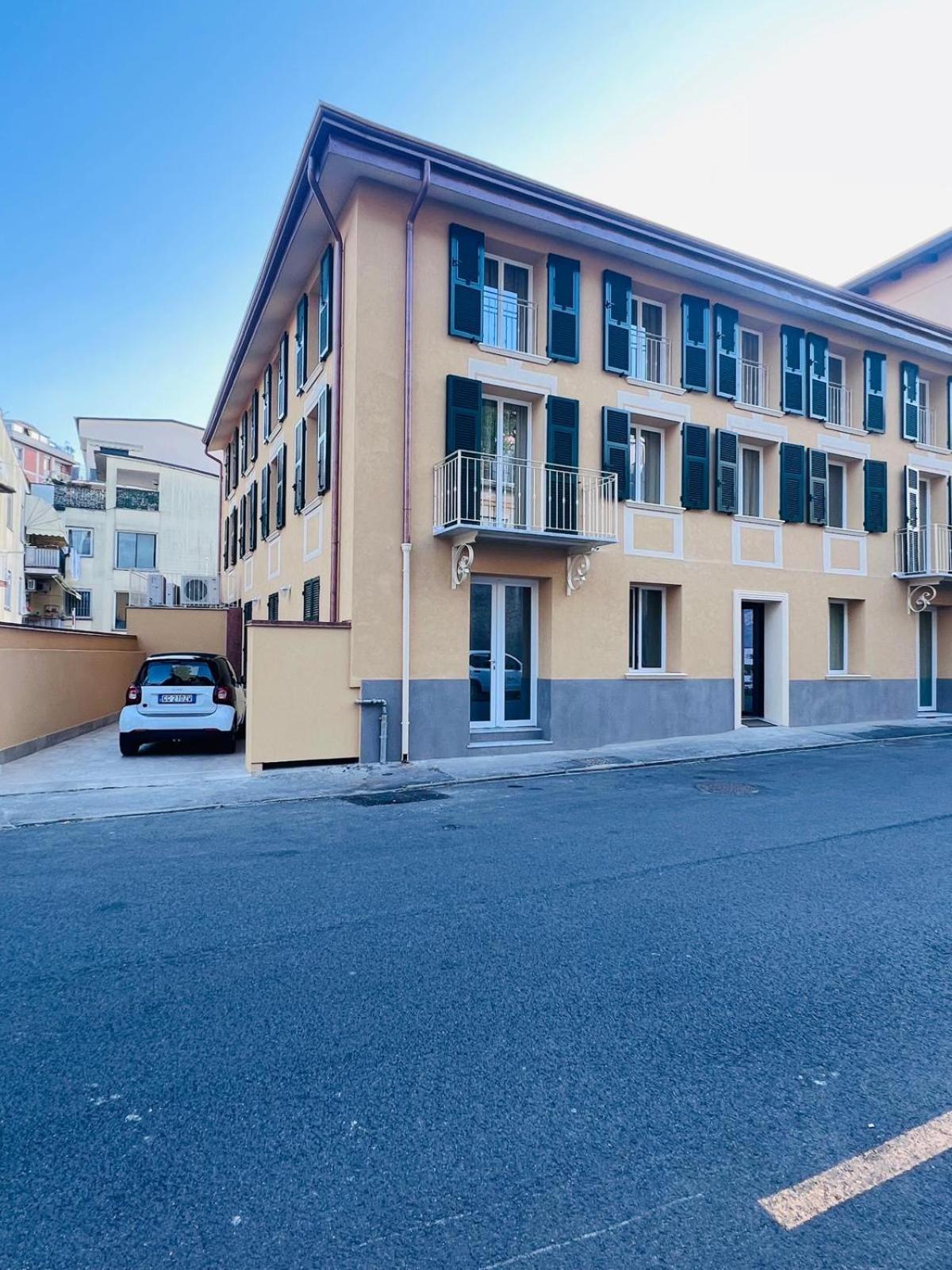 5 Terre Hub 1 La Spezia