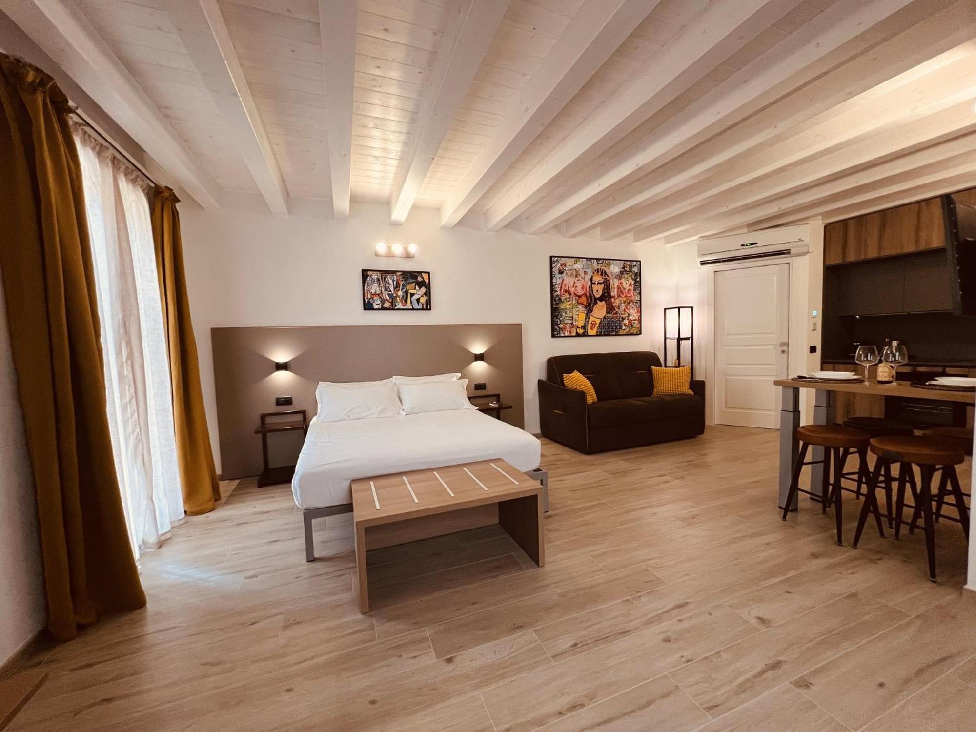 5 Terre Hub 1 Apartment *