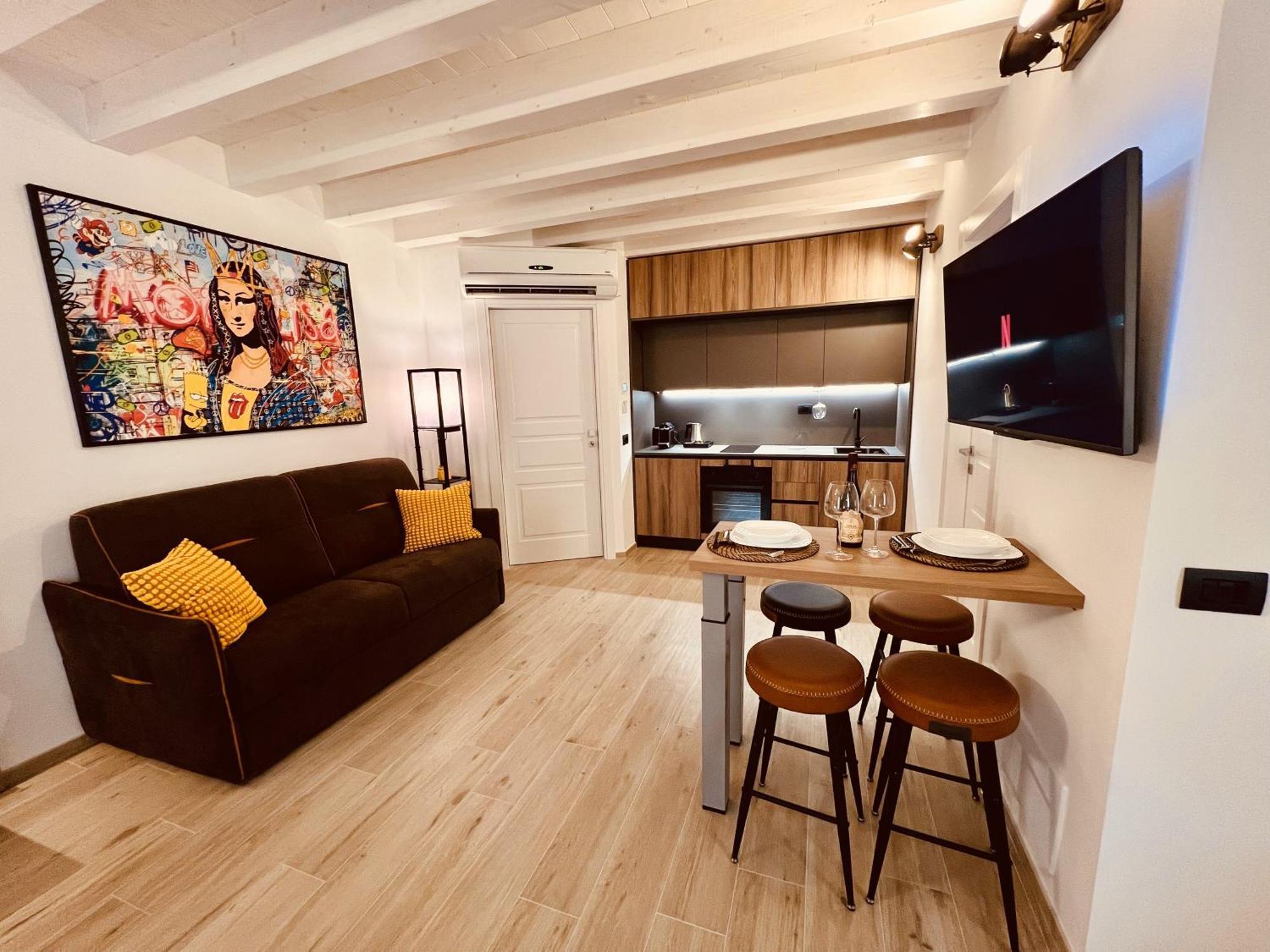 Apartment 5 Terre Hub 1 La Spezia